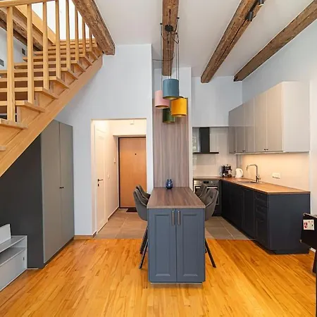 Butas Stylish Old Town By Urban Rent *
