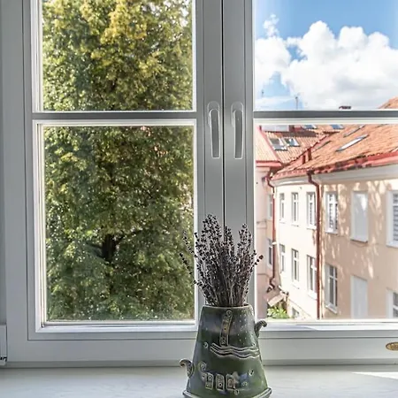 Stylish Old Town By Urban Rent *