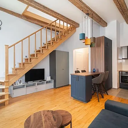 Butas Stylish Old Town By Urban Rent *